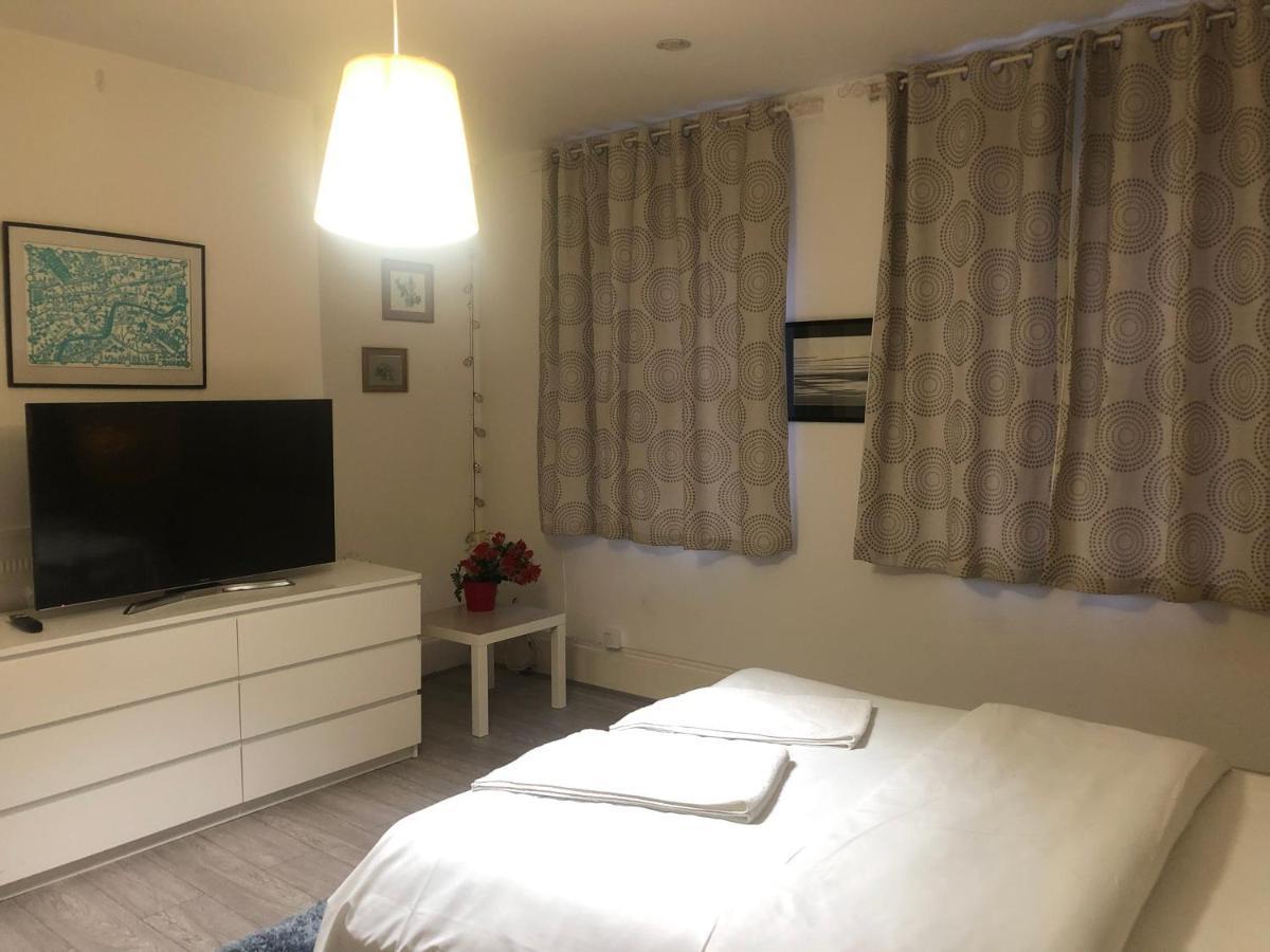 Oyo 94 Bricklane Studio Flats Hotel London Eksteriør billede